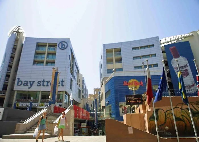 Cresta 公寓式酒店 4*