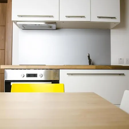 Cresta 公寓式酒店 4*