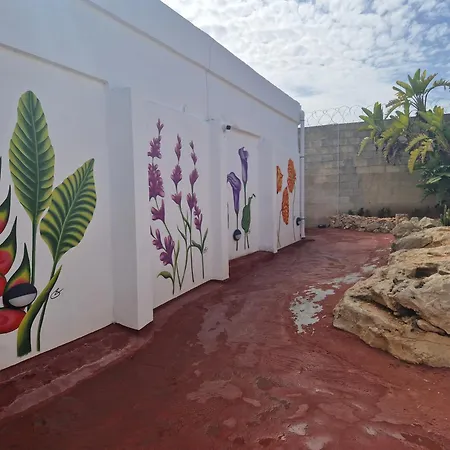 شقة فندقية Cresta 4*