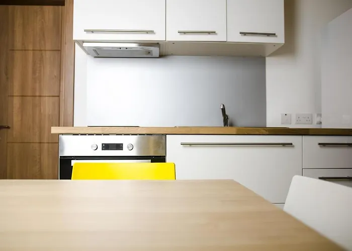 Cresta شقة فندقية 4*