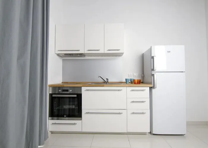 Cresta Aparthotel San Ġiljan